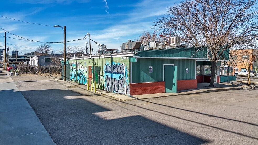 More Photos Of 3158 Larimer St, Denver Restaurant For Sale