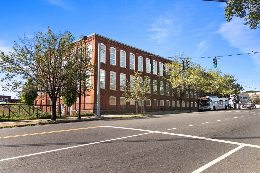 More Photos Of 114 Boston Post Rd, West Haven Medical For Lease