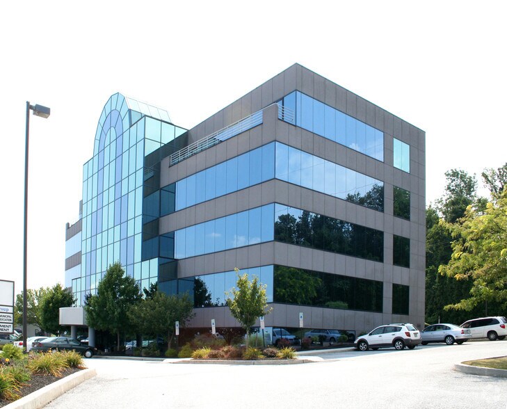 More Photos Of 1000 N Front St, Wormleysburg Office Residential For Lease