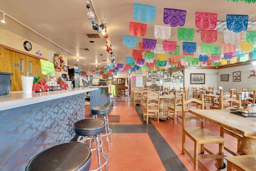More Photos Of 4525 S Park Ave, Tucson Restaurant For Sale