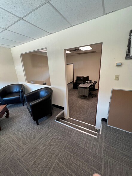 More Photos Of 5501 Independence Pkwy, Plano Medical For Sale