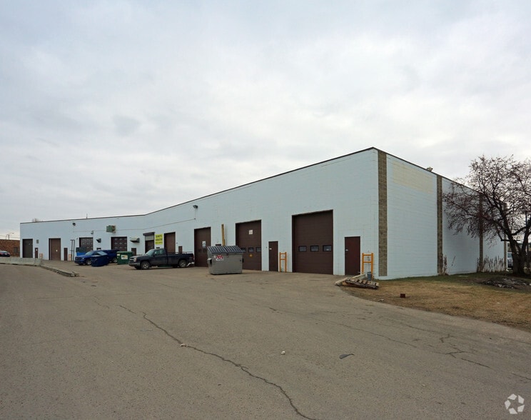 More Photos Of 12726-12832 141st St NW, Edmonton Flex For Sale