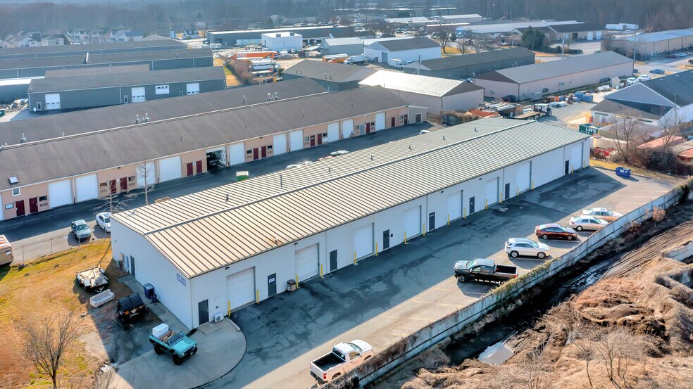 More Photos Of 73 Albe Dr, Newark Warehouse For Lease