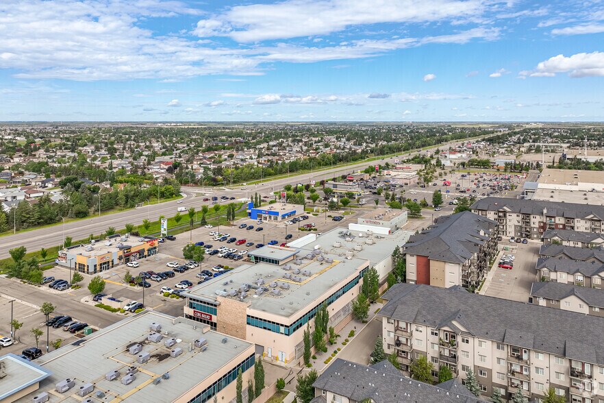 More Photos Of 15945-15996 97th St NW, Edmonton Unknown For Lease