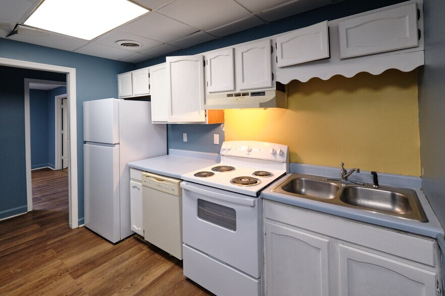 More Photos Of , Tazewell Multifamily For Sale