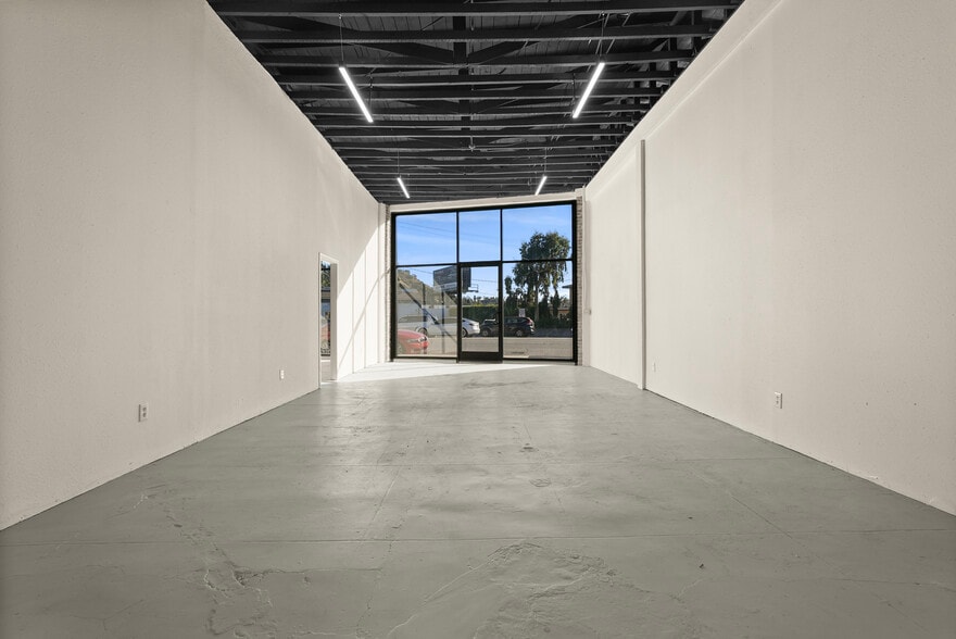 More Photos Of , Los Angeles Storefront For Lease