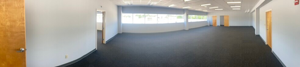 More Photos Of 1888-1890 N Market St, Frederick Office For Lease