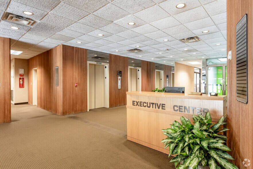 More Photos Of 560 Sylvan Ave, Englewood Cliffs Office For Lease