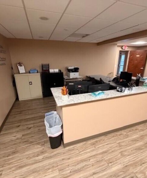 More Photos Of 5420 Olney Laytonsville Rd, Olney Auto Dealership For Lease