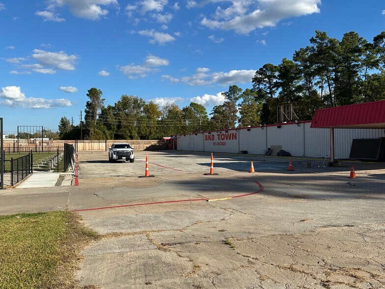 More Photos Of , Spring Unknown For Sale