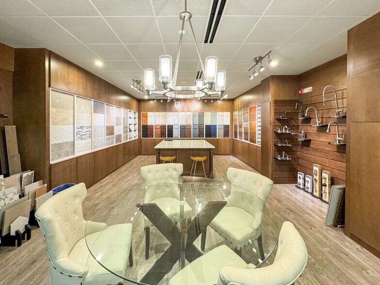 More Photos Of 7208 Falls of Neuse Rd, Raleigh Office For Lease