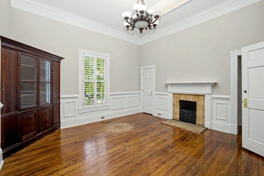 More Photos Of 195 N Jeff Davis Dr, Fayetteville Office Residential For Sale