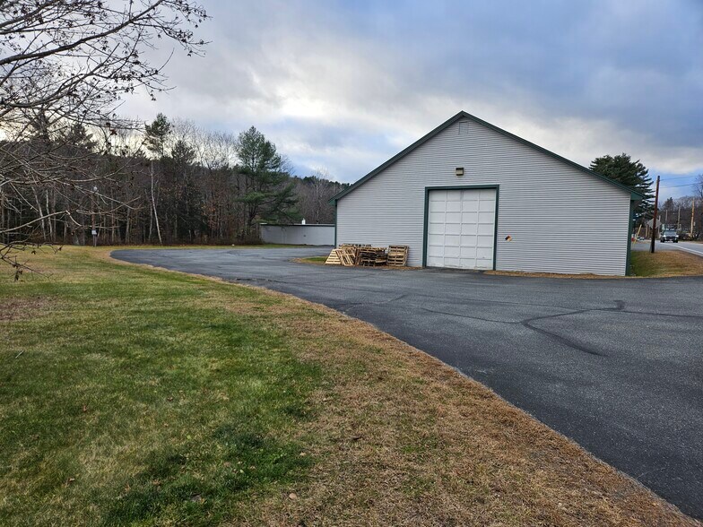 More Photos Of 240 Meriden Rd, Lebanon Flex For Sale