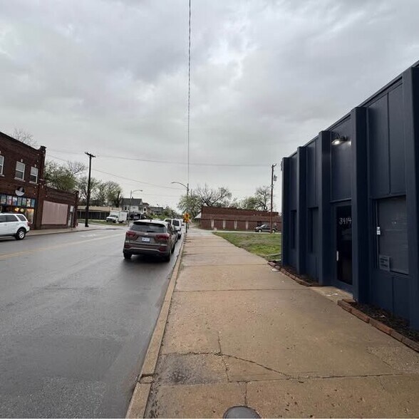 More Photos Of 3414 Strong Ave, Kansas City Storefront For Lease