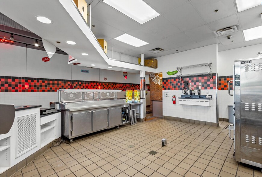 More Photos Of 11500 Midlothian Tpke, Richmond General Retail For Sale