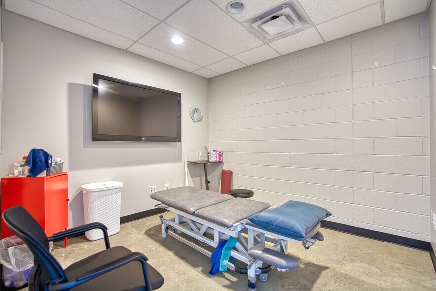 More Photos Of 3020 Carbon Pl, Boulder Office For Sale