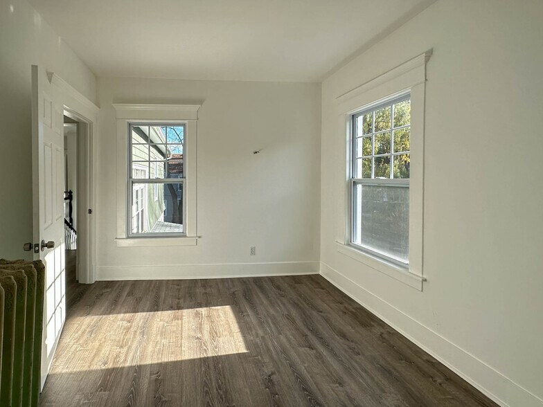 More Photos Of 2505 Genesee St, Utica Medical For Sale