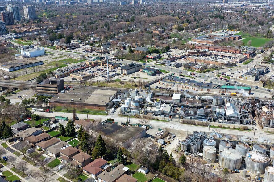 More Photos Of 4245 Sheppard Ave E, Toronto Freestanding For Sale