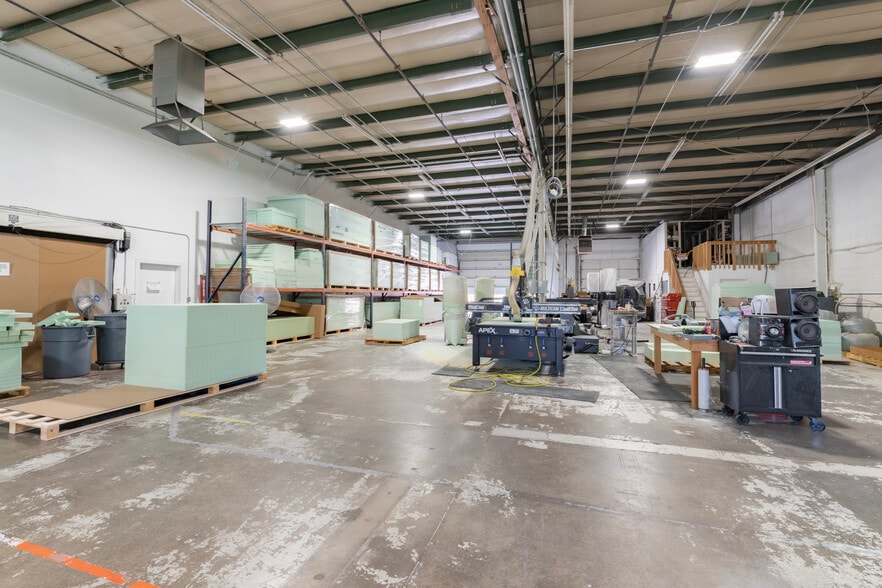 More Photos Of 2597 W 64th Ave, Denver Manufacturing For Lease