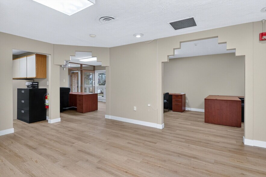 More Photos Of 207 Webster St, Batavia Office Residential For Sale