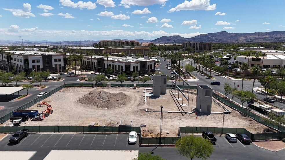 More Photos Of 2480 Village View Dr, Henderson Medical For Lease