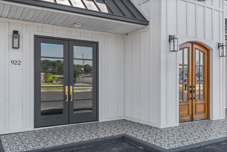 More Photos Of 922 Saraland Blvd S, Saraland Restaurant For Sale