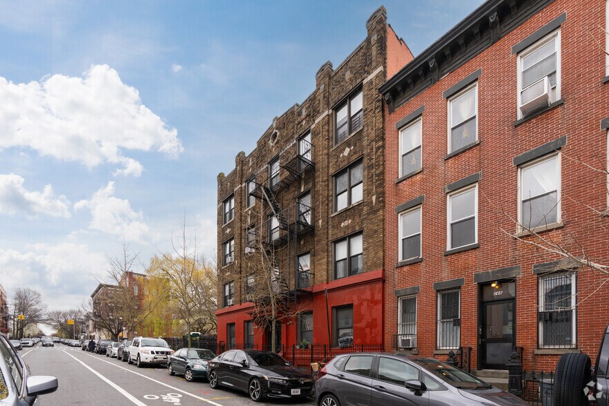 More Photos Of 270 15th St, Brooklyn Apartments For Sale