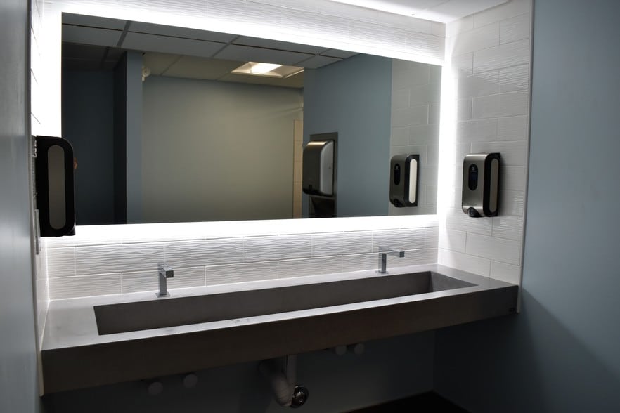 More Photos Of 101 S Elm St, Greensboro Office For Lease