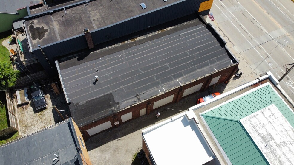 More Photos Of 311 Broadway St, South Haven Freestanding For Sale