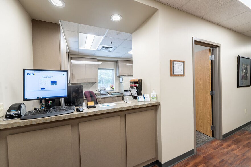 More Photos Of 149 Piper Ln, Georgetown Industrial For Sale