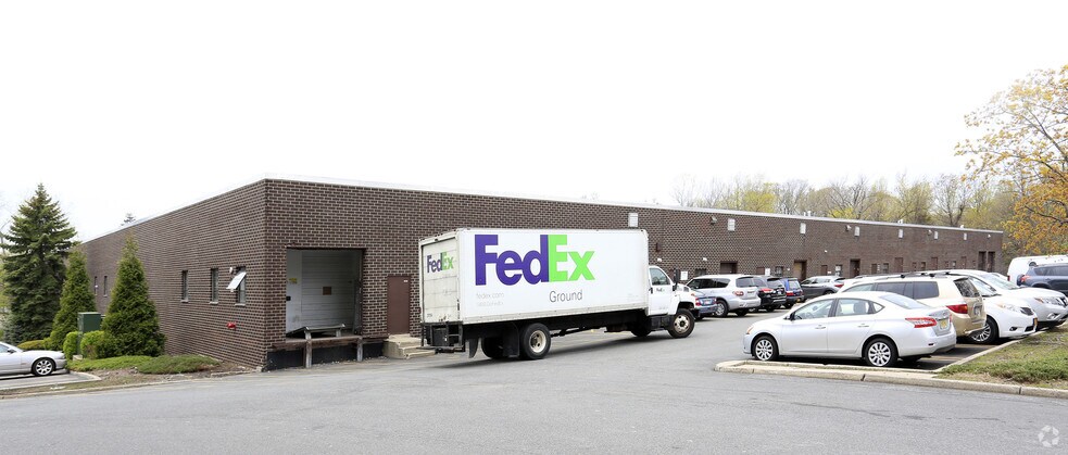 More Photos Of 382 Rt-59, Monsey Warehouse For Lease