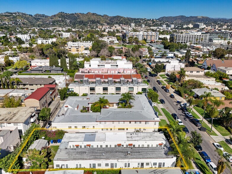 More Photos Of 807-809 N Fuller Ave, Los Angeles Apartments For Sale
