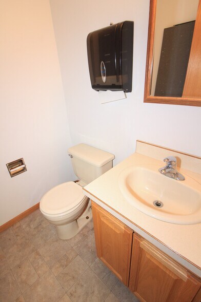 More Photos Of 6008 Highway 2 E, Minot Showroom For Sale