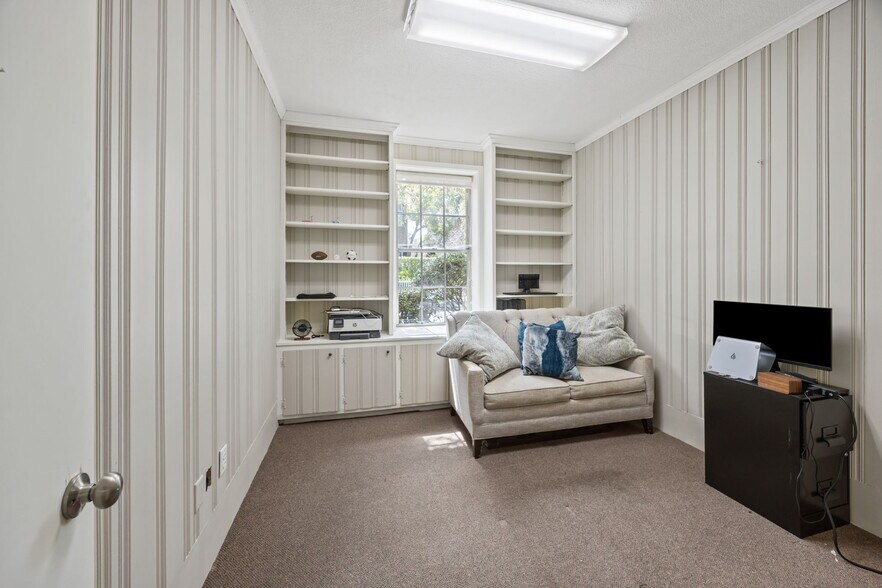 More Photos Of 112 Bull St, Charleston Office Residential For Sale