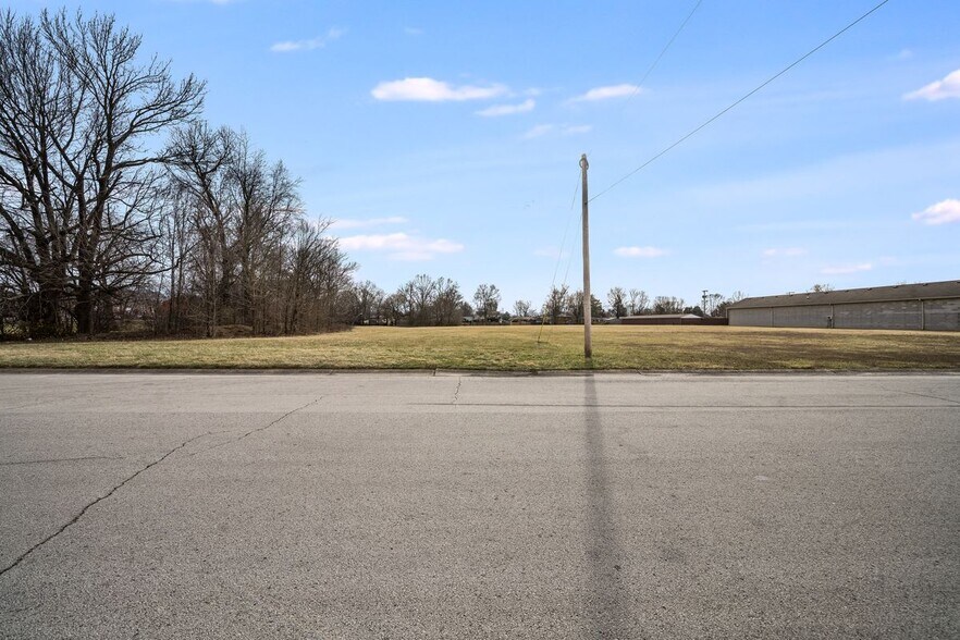 More Photos Of 6104 Paradise ln, Louisville Land For Sale