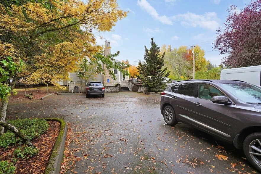 More Photos Of 1230 Fairview Ave SE, Salem Office For Sale