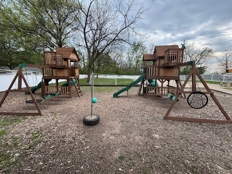 More Photos Of 2451 Willott Rd, Saint Peters Daycare Center For Sale