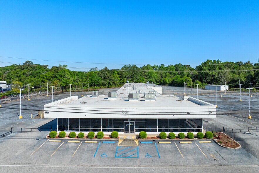 More Photos Of 3016 Government Blvd, Mobile Auto Dealership For Lease
