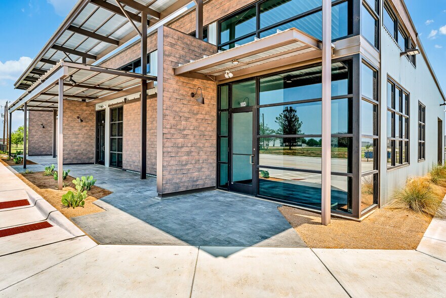 More Photos Of 17516 Matany Rd, Justin Office For Lease