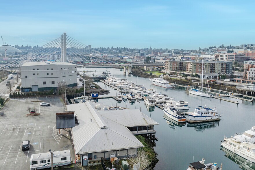 More Photos Of 1900 E D St, Tacoma Restaurant For Sale