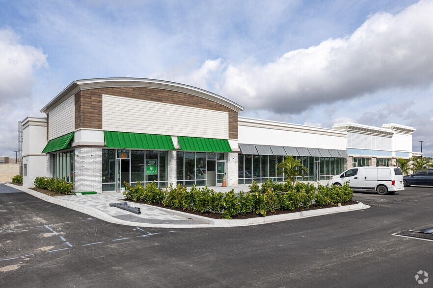 Primary Photo Of 8710 US Highway 301, Parrish General Retail For Lease