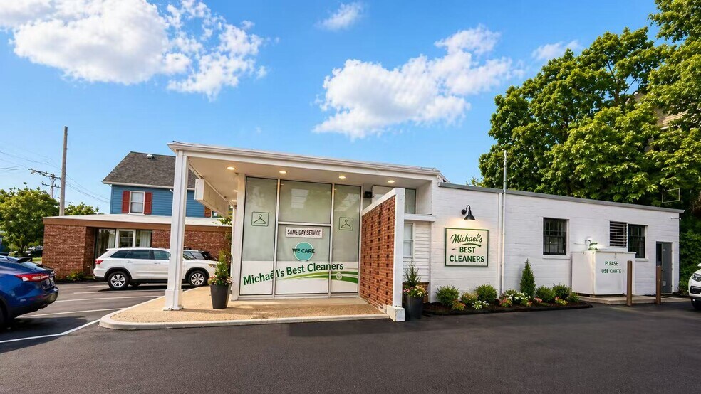 Primary Photo Of 1502 Main St, Port Jefferson Freestanding For Sale