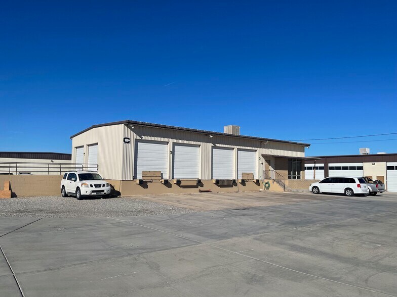 Primary Photo Of 1640 W Acoma Blvd, Lake Havasu City Showroom For Sale
