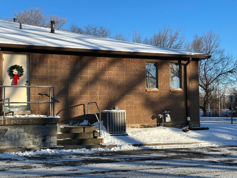 More Photos Of 2211 Lyell Ave, Rochester Office For Sale