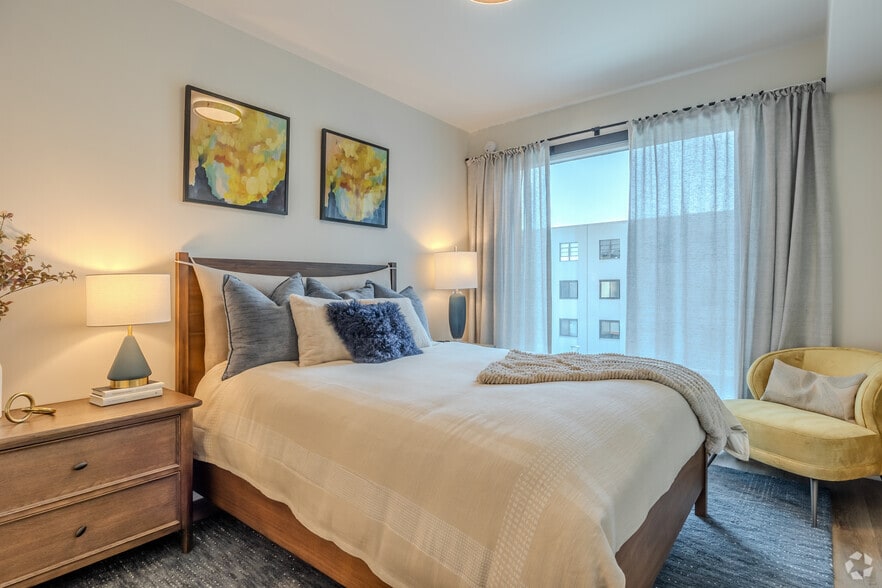 More Photos Of 1441 Peachtree St, Atlanta Apartments For Lease