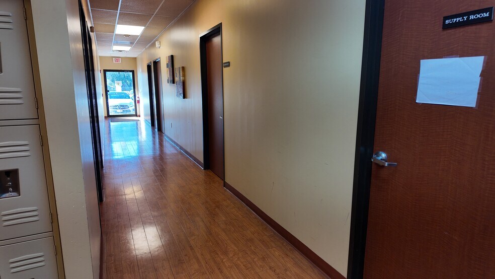 More Photos Of 2401 FM 646, Dickinson Medical For Sale