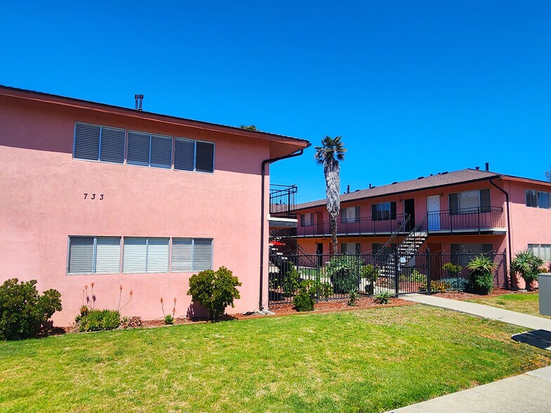More Photos Of 733 N C St, Lompoc Apartments For Sale