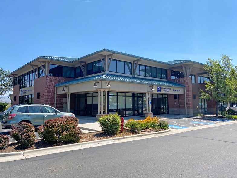 More Photos Of 408 S Eagle Rd, Eagle Coworking Space