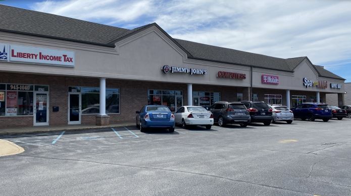 More Photos Of 1721-1985 E 37th Ave, Hobart Unknown For Lease