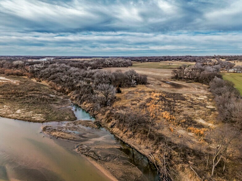 More Photos Of 79+/- Acres on 272nd Rd. Rd @ 41st Rd, Arkansas City Land For Sale
